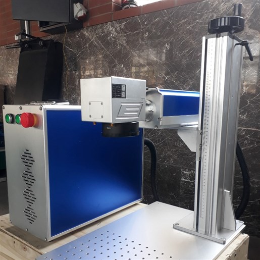 دستگاه لیزر حکاکی  فایبر مارکینگ فلزات و غیر فلزات