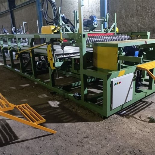 دستگاه برش و ذخیره آجر