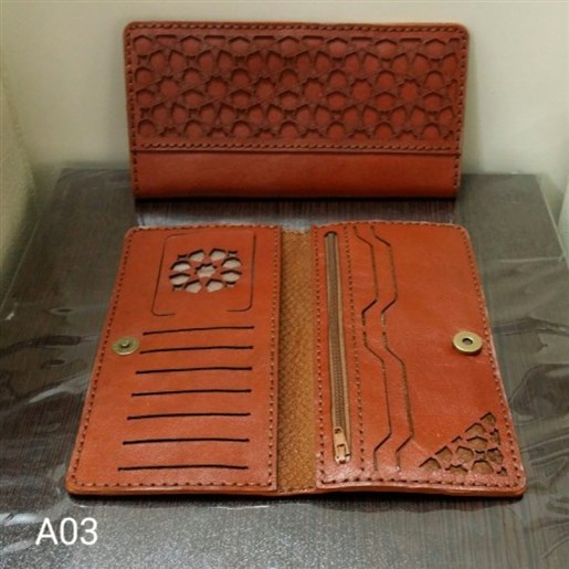 کیف پول چرم طبیعی ساده و طرحدار  در رنگ دلخواه