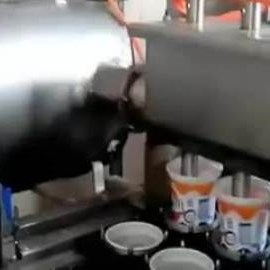 دستگاه پرکن خطی ۴ نازل