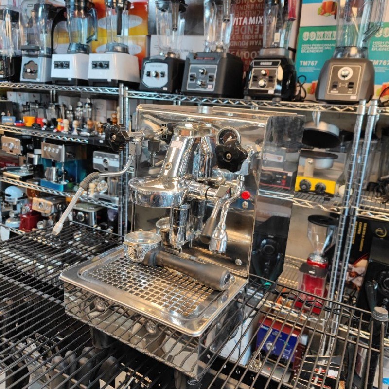 اسپرسوساز وگا متصل به آب شهر تک گروپ