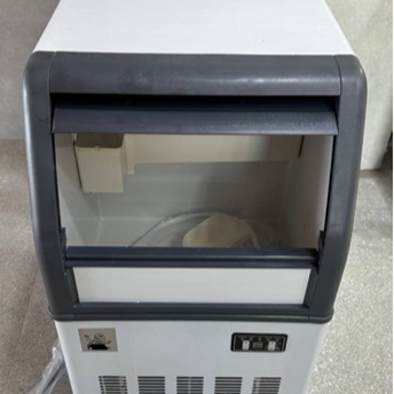 یخساز صنعتی 20 کیلویی نگین