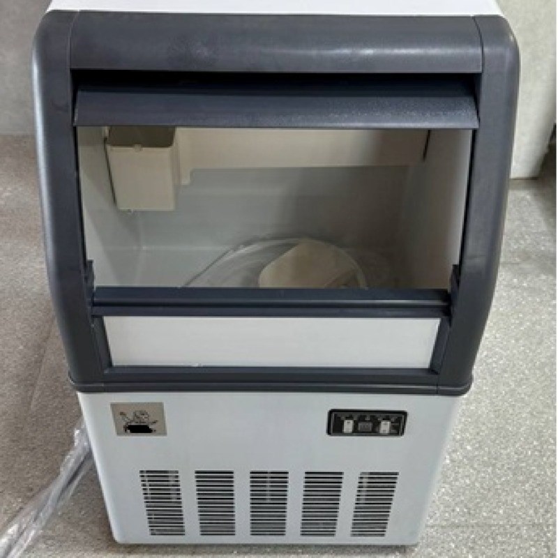 یخساز صنعتی 50 کیلویی نگین