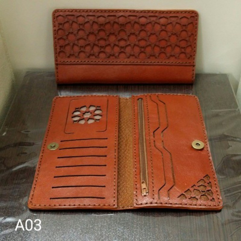 کیف پول چرم طبیعی ساده و طرحدار  در رنگ دلخواه