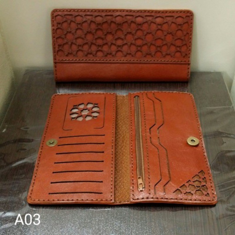 کیف پول چرم طبیعی ساده و طرحدار در رنگ دلخواه