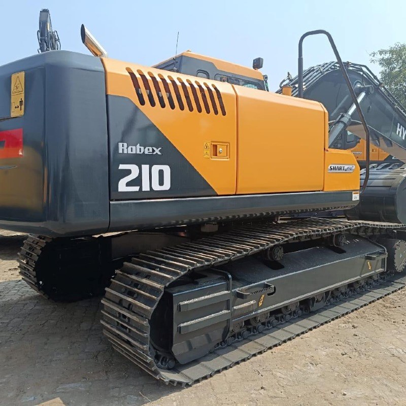 بیل مکانیکی هیوندا210مدل 2023صفر