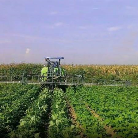 سمپاش 400 لیتری با بوم 8 متر و پمپ کومت مدل 21054