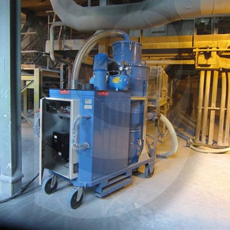 جاروبرقی صنعتی