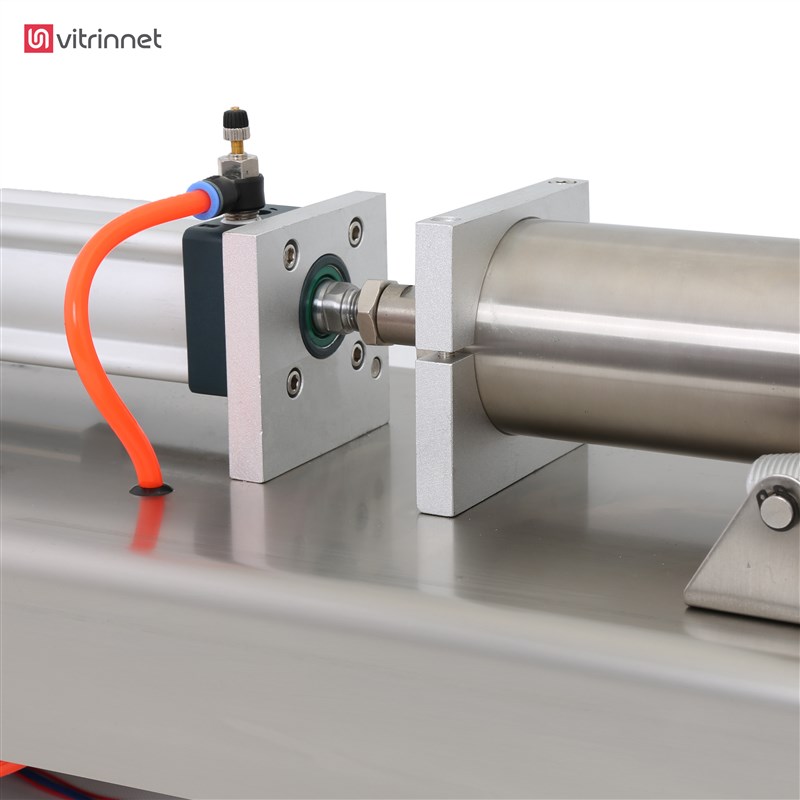 دستگاه پرکن پنوماتیک سیلندر پیستونی مایعات با ظرفیت 500 الی 3000 میلی لیتر مدل KM-PF3000