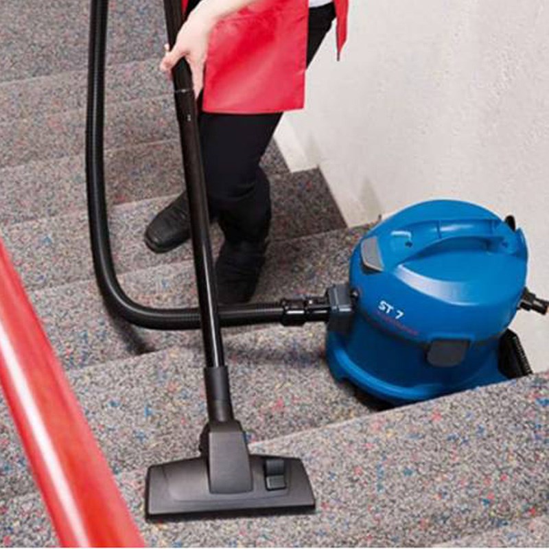 جاروبرقی ST 7