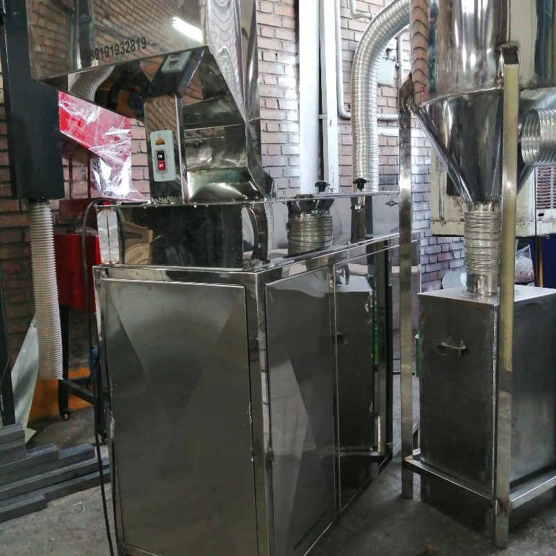 دستگاه پوستگیر بادام زمینی