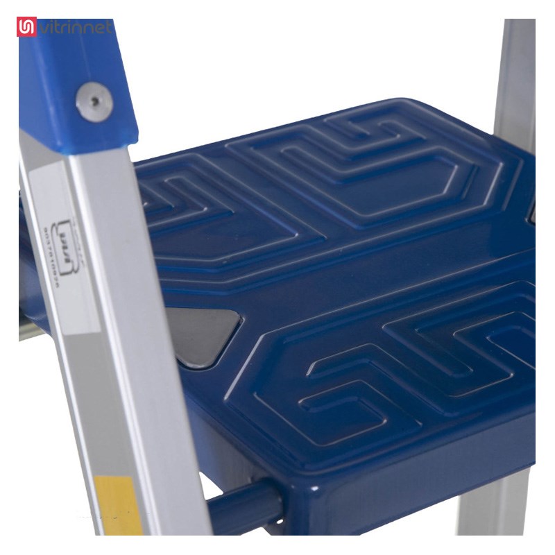 نردبان 8 پله هایلوکس-کد3624